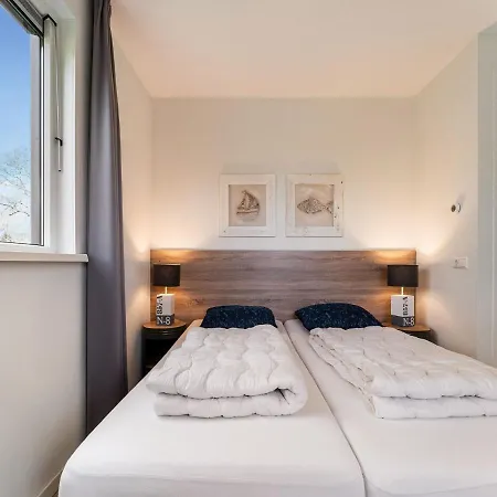 別荘 In De Koog With Sauna *