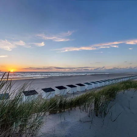 Feriehus In De Koog With Sauna